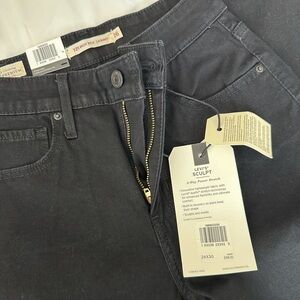 Levi's High Rise Black Skinny Jeans